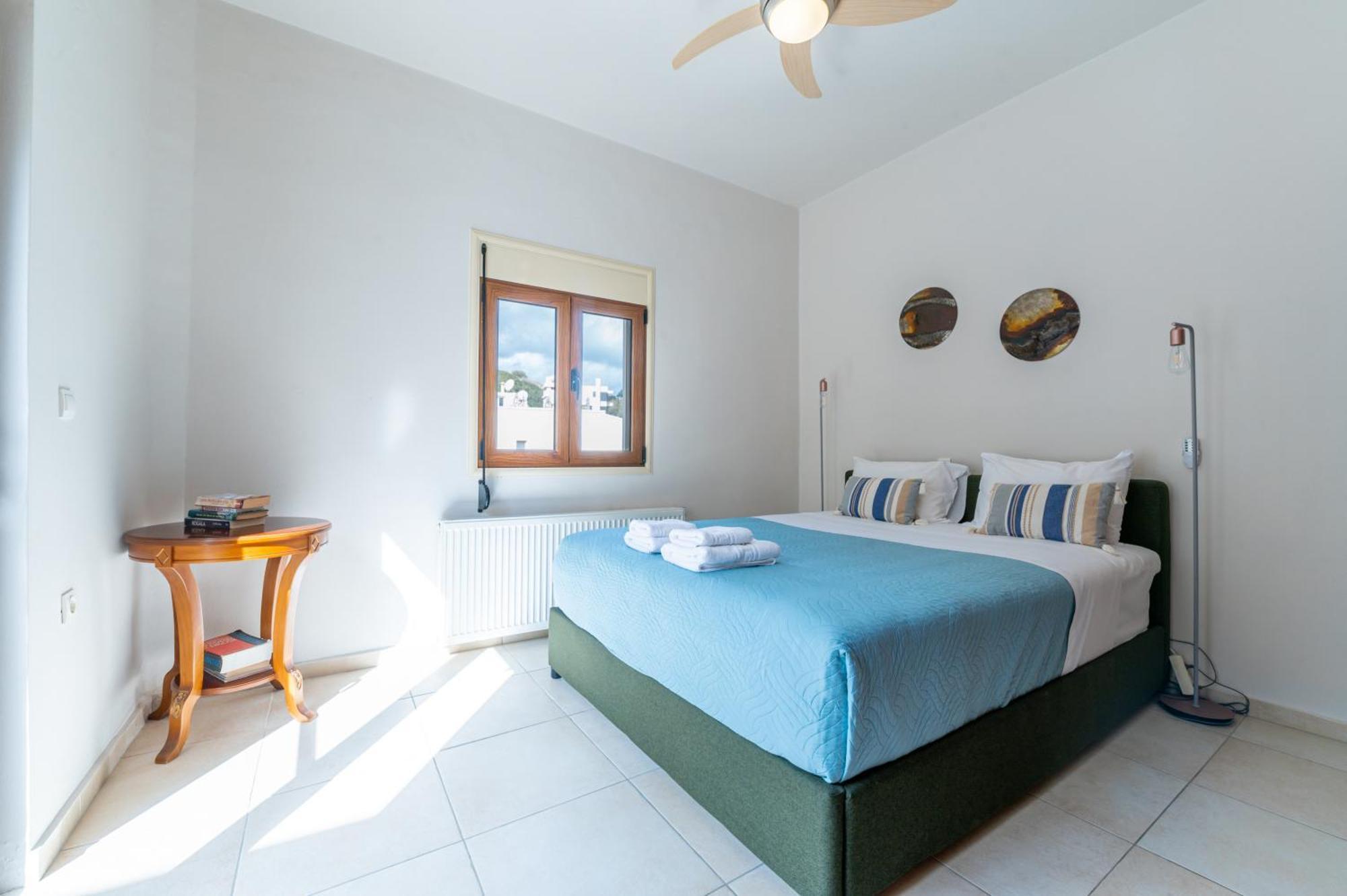 Apartment Villa Omega Agia Pelagia Екстериор снимка