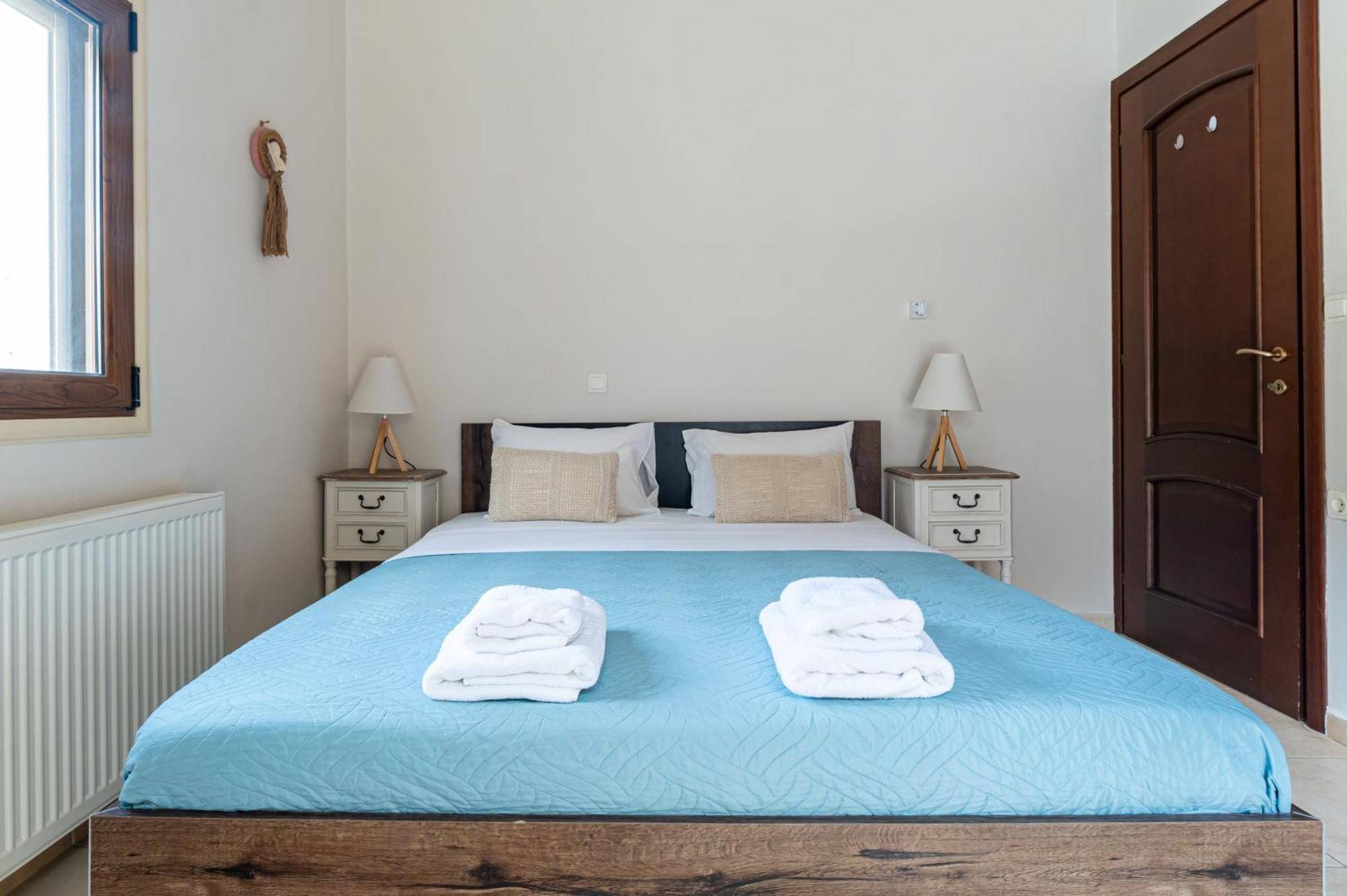 Apartment Villa Omega Agia Pelagia Екстериор снимка