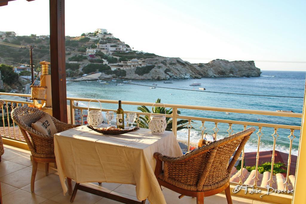 Apartment Villa Omega Agia Pelagia Екстериор снимка