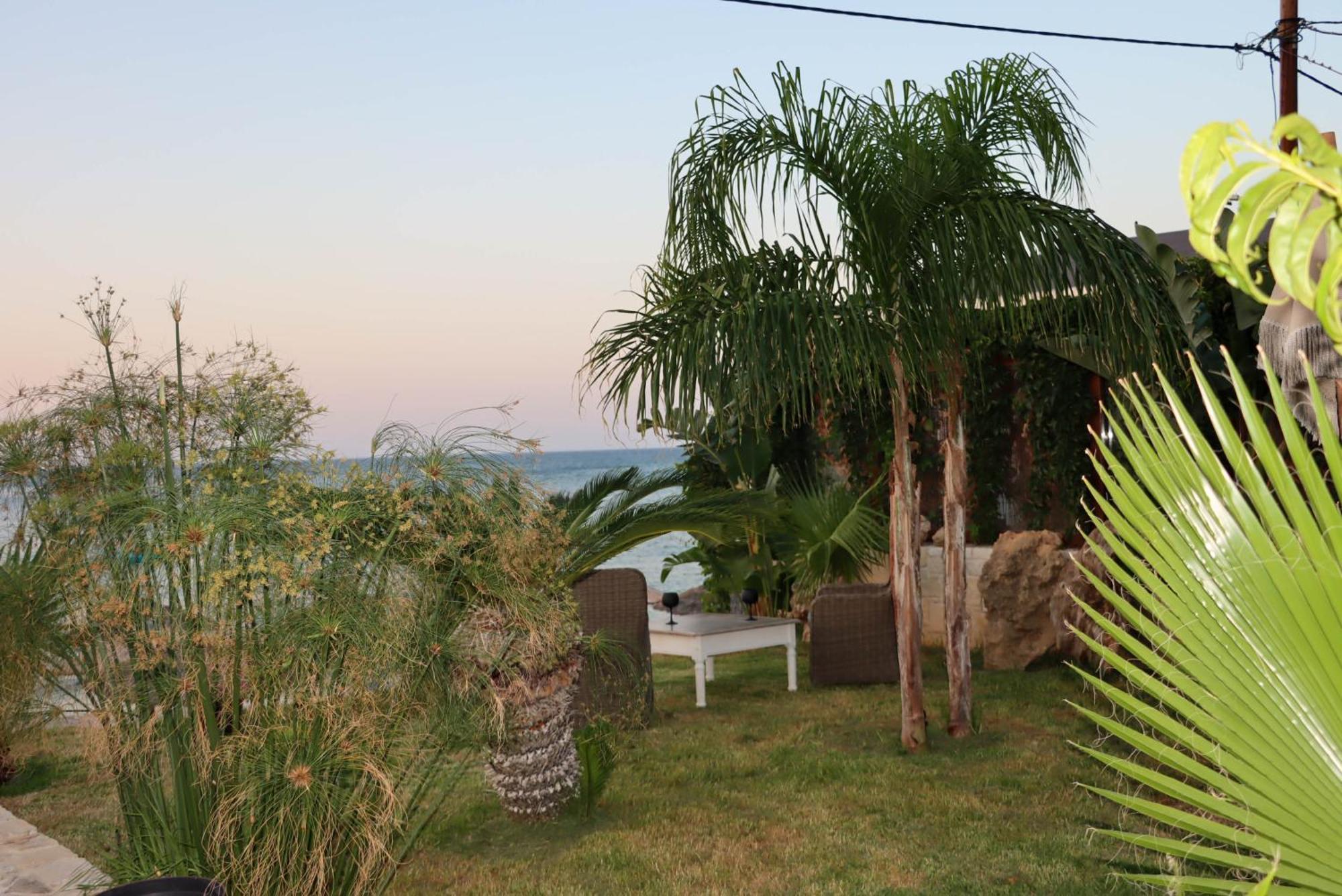 Apartment Villa Omega Agia Pelagia Екстериор снимка