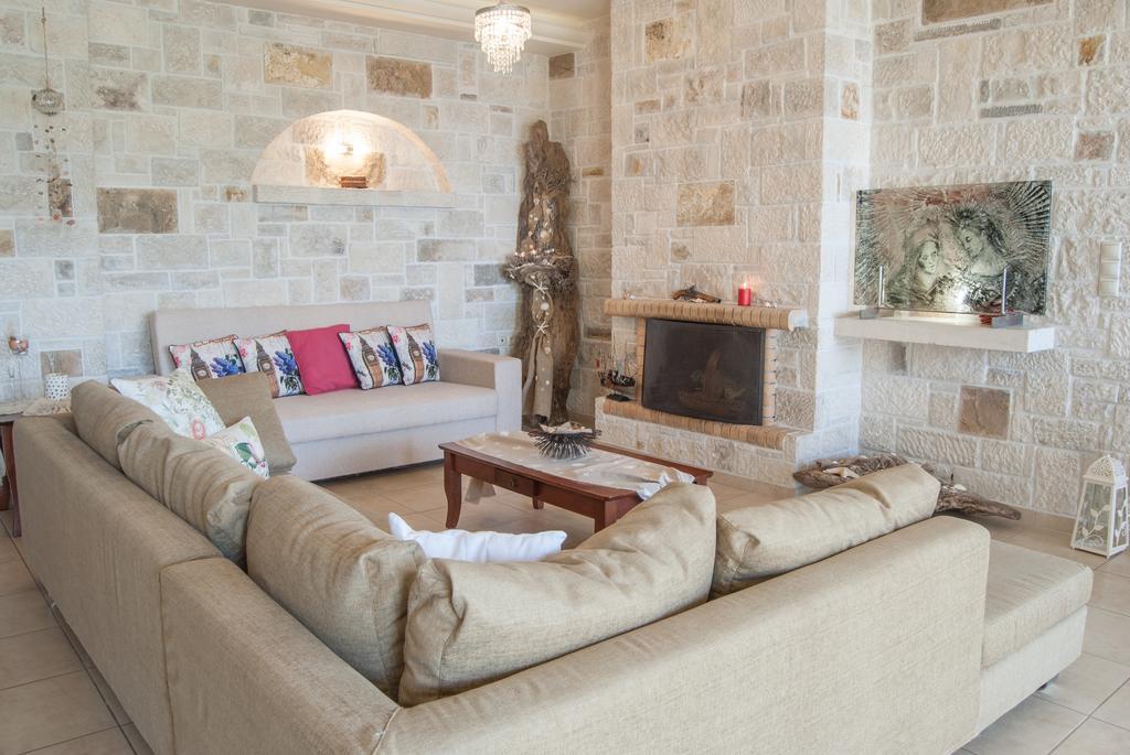 Apartment Villa Omega Agia Pelagia Екстериор снимка